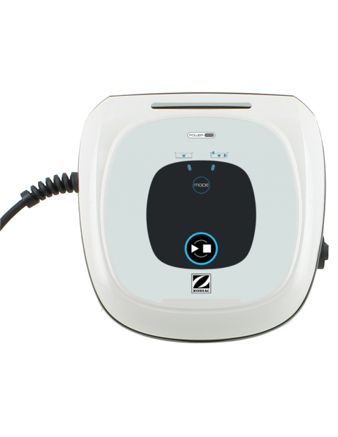 Odkurzacz basenowy ZODIAC CNX 10 czyści dno, ściany i linię wody