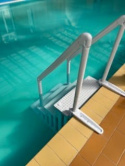 Schody do basenu 4 stopnie z poręczą GRE