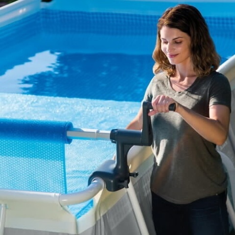 Zwijarka do folii solarnej do basenów stelażowych 274 - 488 cm INTEX 28051