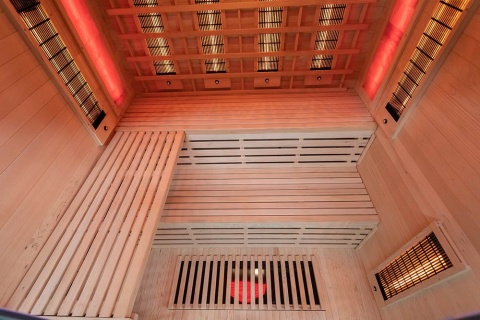 Sauna na podczerwień z kamieniem solnym 180x160x200 cm 4-osobowa Infrared