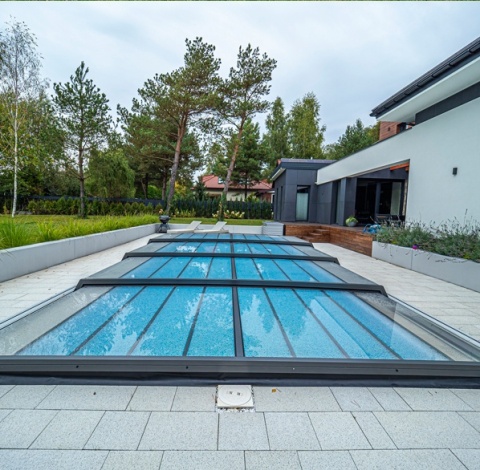 Zadaszenie basenu 8,69 x 4,25 x 0,65 Gravity 5°